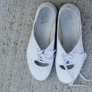 Nike white golf ⛳ shoe